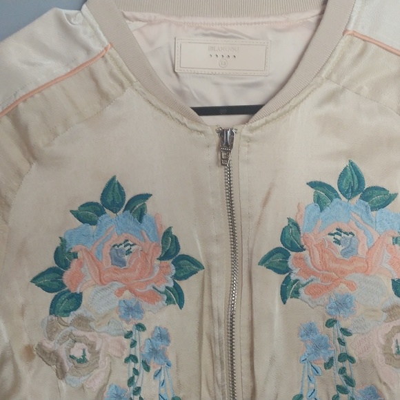 Blank NYC pink embroidered bomber jacket Xs - Picture 7 of 8